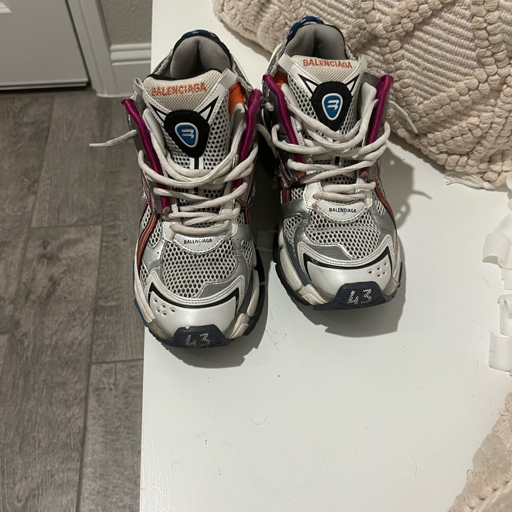 Balenciaga Multicolor Sneakers, must have! - Picture 4 of 12